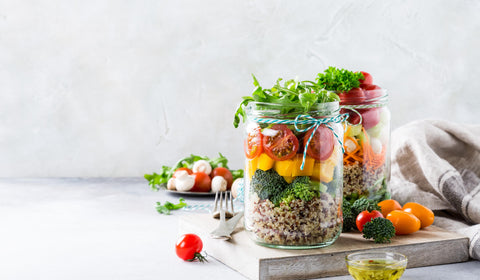 Lunch box idea: Healthy Mason Jar Salad